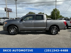 Used 2021  Nissan Titan 4x4 Crew Cab SV at SKCO Automotive near Mobile&comma; AL