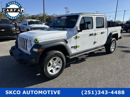 2020 Jeep Gladiator Sport S's photo