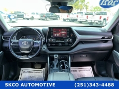 Used 2021  Toyota Highlander XLE FWD at SKCO Automotive near Mobile&comma; AL