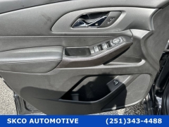 Used 2023 Chevrolet Traverse FWD 4dr LT Cloth w/1LT at SKCO Automotive near Mobile, AL