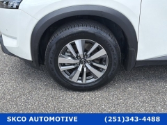 Used 2023  Nissan Pathfinder SL 2WD at SKCO Automotive near Mobile&comma; AL