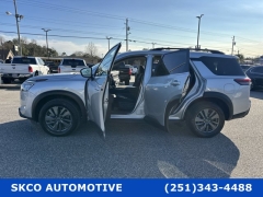 Used 2022  Nissan Pathfinder SV 2WD at SKCO Automotive near Mobile&comma; AL