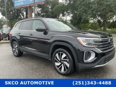 Used 2025  Volkswagen Atlas 2&period;0T SE w&sol;Technology FWD at SKCO Automotive near Mobile&comma; AL