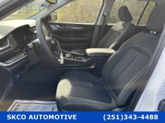 Used 2022  Jeep Grand Cherokee Laredo 4x4 at SKCO Automotive near Mobile&comma; AL