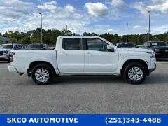 Used 2024  Nissan Frontier Crew Cab 4x2 SV at SKCO Automotive near Mobile&comma; AL