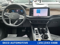 Used 2025  Volkswagen Atlas 2&period;0T SE w&sol;Technology FWD at SKCO Automotive near Mobile&comma; AL