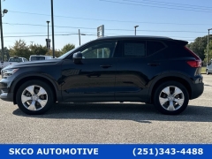 Used 2020 Volvo XC40 4d SUV AWD T5 Momentum at SKCO Automotive near Mobile, AL