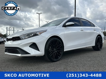 2023 Kia Forte LXS's photo