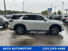 Used 2025  Nissan Pathfinder Platinum 2WD at SKCO Automotive near Mobile&comma; AL