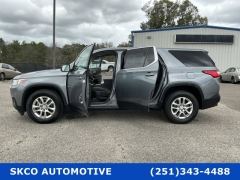 Used 2019  Chevrolet Traverse 4d SUV FWD LS w&sol;1LS at SKCO Automotive near Mobile&comma; AL