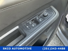 Used 2025  Volkswagen Atlas Cross Sport 2&period;0T SE w&sol;Technology 4MOTION at SKCO Automotive near Mobile&comma; AL