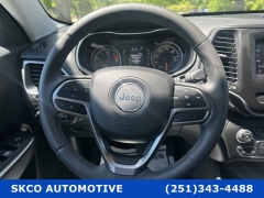 Used 2020 Jeep Cherokee 4d SUV FWD Latitude Plus 2.4L at SKCO Automotive near Mobile, AL