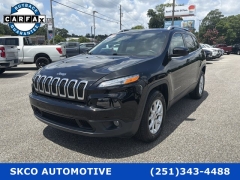 Used 2018  Jeep Cherokee 4d SUV 4WD Latitude Plus I4 at SKCO Automotive near Mobile&comma; AL