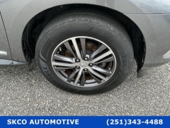 Used 2017  INFINITI QX60 4d SUV FWD at SKCO Automotive near Mobile&comma; AL