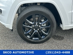 Used 2020  Jeep Grand Cherokee 4d SUV 2WD Laredo Altitude at SKCO Automotive near Mobile, AL
