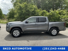 Used 2024  Nissan Frontier Crew Cab 4x2 SV at SKCO Automotive near Mobile&comma; AL