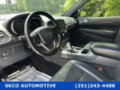 Used 2020 Jeep Grand Cherokee 4d SUV 2WD Laredo Altitude at SKCO Automotive near Mobile, AL