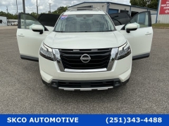 Used 2023  Nissan Pathfinder SL 4WD at SKCO Automotive near Mobile&comma; AL