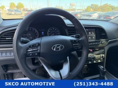 Used 2020  Hyundai Elantra 4d Sedan SEL at SKCO Automotive near Mobile&comma; AL