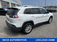 Used 2019 Jeep Cherokee 4d SUV FWD Latitude 2.4L at SKCO Automotive near Mobile, AL