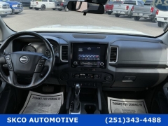 Used 2024  Nissan Frontier Crew Cab 4x2 SV at SKCO Automotive near Mobile&comma; AL