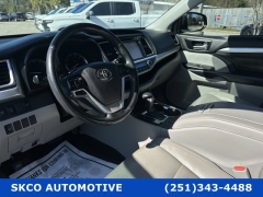 Used 2018  Toyota Highlander 4d SUV AWD XLE at SKCO Automotive near Mobile&comma; AL