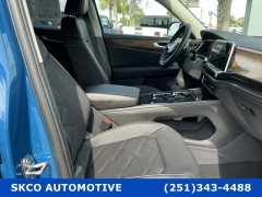 Used 2025  Volkswagen Atlas 2&period;0T SE w&sol;Technology 4MOTION at SKCO Automotive near Mobile&comma; AL