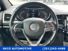 Used 2020  Jeep Grand Cherokee 4d SUV 2WD Laredo Altitude at SKCO Automotive near Mobile, AL