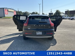 Used 2020 Volvo XC40 4d SUV AWD T5 Momentum at SKCO Automotive near Mobile, AL