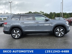Used 2025  Volkswagen Atlas 2&period;0T SE w&sol;Technology 4MOTION at SKCO Automotive near Mobile&comma; AL