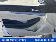 Used 2018  Nissan Maxima 4d Sedan SV at SKCO Automotive near Mobile&comma; AL