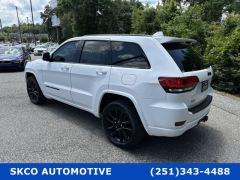 Used 2020 Jeep Grand Cherokee 4d SUV 2WD Laredo Altitude at SKCO Automotive near Mobile, AL