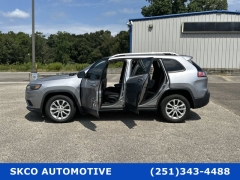 Used 2021 Jeep Cherokee Latitude FWD at SKCO Automotive near Mobile, AL