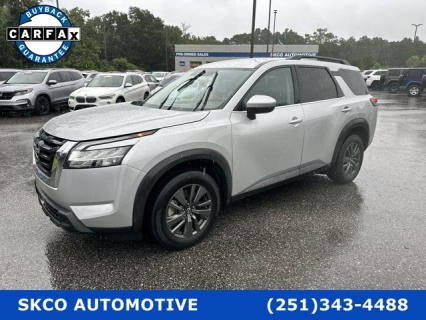 2022 Nissan Pathfinder SV