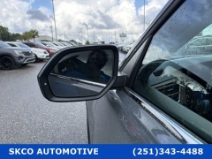 Used 2025  Volkswagen Atlas 2&period;0T SE w&sol;Technology 4MOTION at SKCO Automotive near Mobile&comma; AL