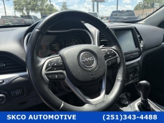 Used 2018  Jeep Cherokee 4d SUV 4WD Latitude Plus I4 at SKCO Automotive near Mobile&comma; AL