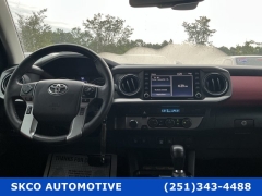 Used 2022  Toyota Tacoma 2WD SR5 Double Cab 5ft Bed V6 AT at SKCO Automotive near Mobile&comma; AL