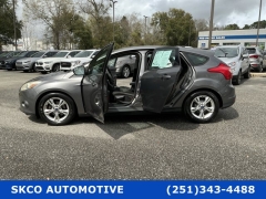 Used 2014  Ford Focus 4d Hatchback SE at SKCO Automotive near Mobile&comma; AL