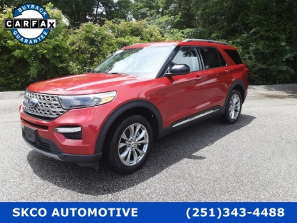 2023 Ford Explorer Limited's photo