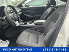Used 2025  Nissan Altima SV FWD at SKCO Automotive near Mobile&comma; AL