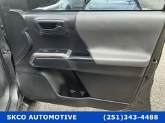 Used 2022  Toyota Tacoma 2WD SR5 Double Cab 5ft Bed V6 AT at SKCO Automotive near Mobile&comma; AL