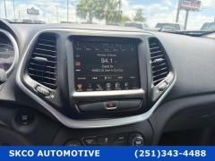 Used 2018  Jeep Cherokee 4d SUV 4WD Latitude Plus I4 at SKCO Automotive near Mobile&comma; AL
