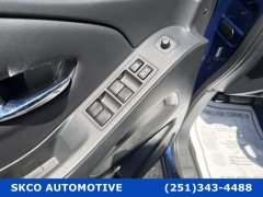 Used 2022  Nissan Frontier Crew Cab 4x2 SV Auto at SKCO Automotive near Mobile&comma; AL