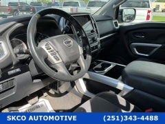 Used 2021  Nissan Titan 4x4 Crew Cab SV at SKCO Automotive near Mobile&comma; AL