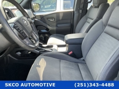Used 2023  Nissan Frontier Crew Cab 4x4 SV Auto at SKCO Automotive near Mobile&comma; AL