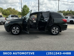 Used 2019  Nissan Pathfinder 4d SUV FWD SV at SKCO Automotive near Mobile&comma; AL