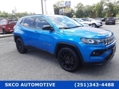 Used 2022  Jeep Compass Latitude Lux 4x4 at SKCO Automotive near Mobile&comma; AL