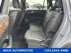 Used 2025  Volkswagen Atlas 2&period;0T SE w&sol;Technology 4MOTION at SKCO Automotive near Mobile&comma; AL