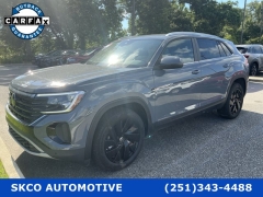 Used 2025  Volkswagen Atlas Cross Sport 2&period;0T SE w&sol;Technology 4MOTION at SKCO Automotive near Mobile&comma; AL