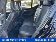 Used 2020 Volvo XC40 4d SUV AWD T5 Momentum at SKCO Automotive near Mobile, AL